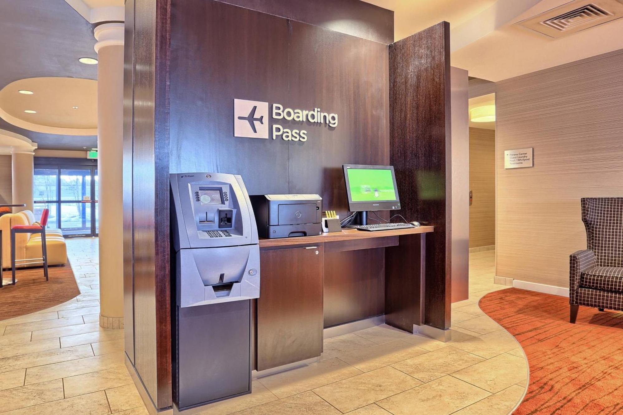 Courtyard By Marriott Harrisburg West/Mechanicsburg Exterior photo